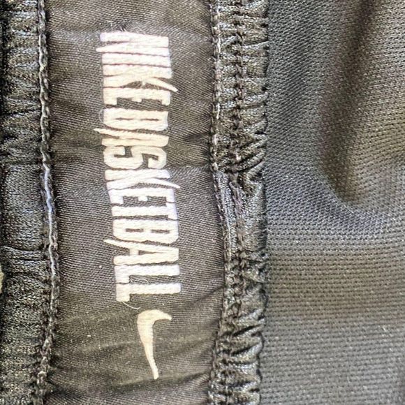 NIKE Black & Green Running Short - Picture 5 of 8